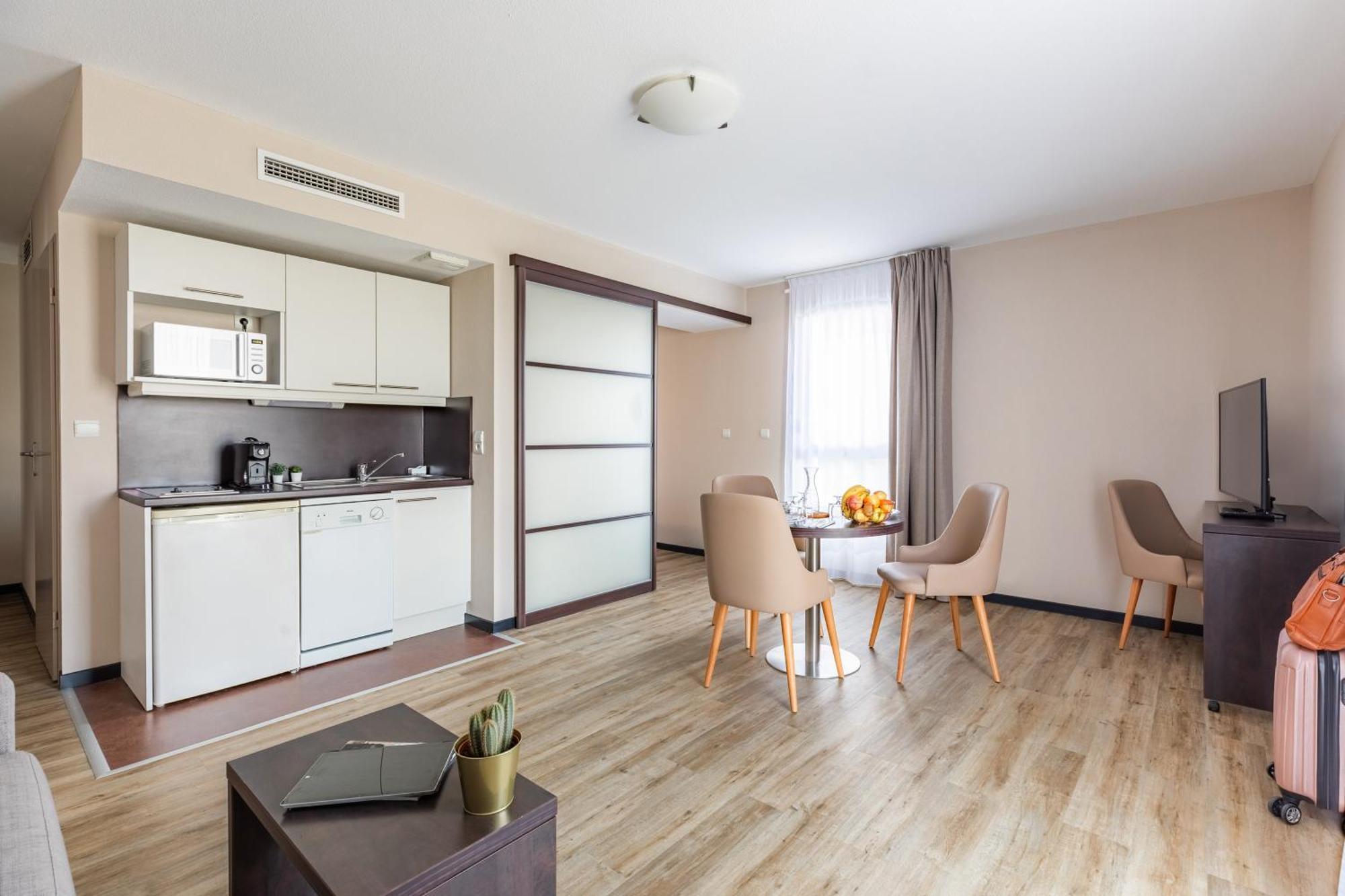Appart'City Confort Nantes Ouest סנט-הרבלן מראה חיצוני תמונה