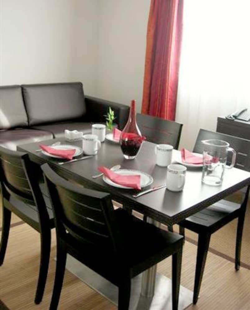 Appart'City Confort Nantes Ouest סנט-הרבלן מראה חיצוני תמונה
